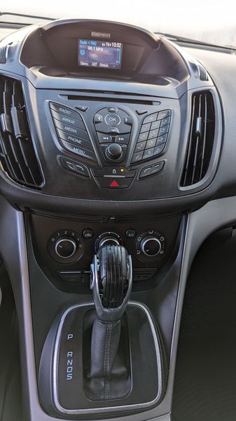 Ford Escape • 2013 • 80,050 km 4