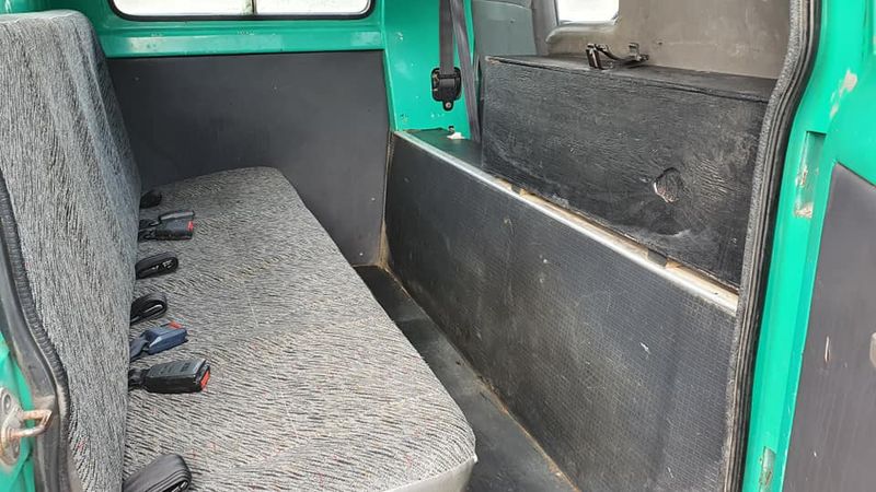 Isuzu Canter • 2001 • 450,000 km 7