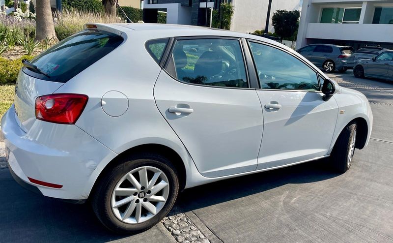 Seat Ibiza • 2017 • 69,000 km 6