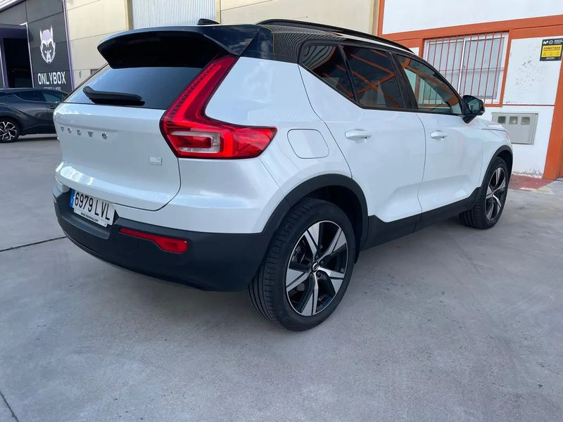 Volvo XC40 • 2022 • 39,000 km 1