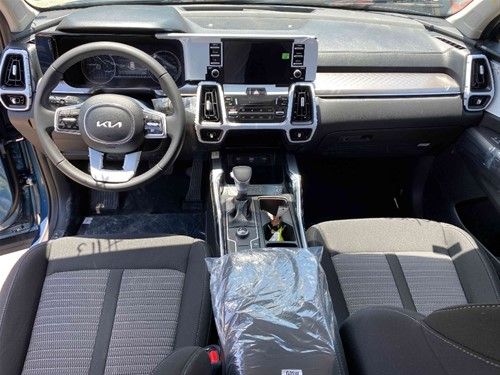 Kia Sorento • 2022 • 3,000 km 3