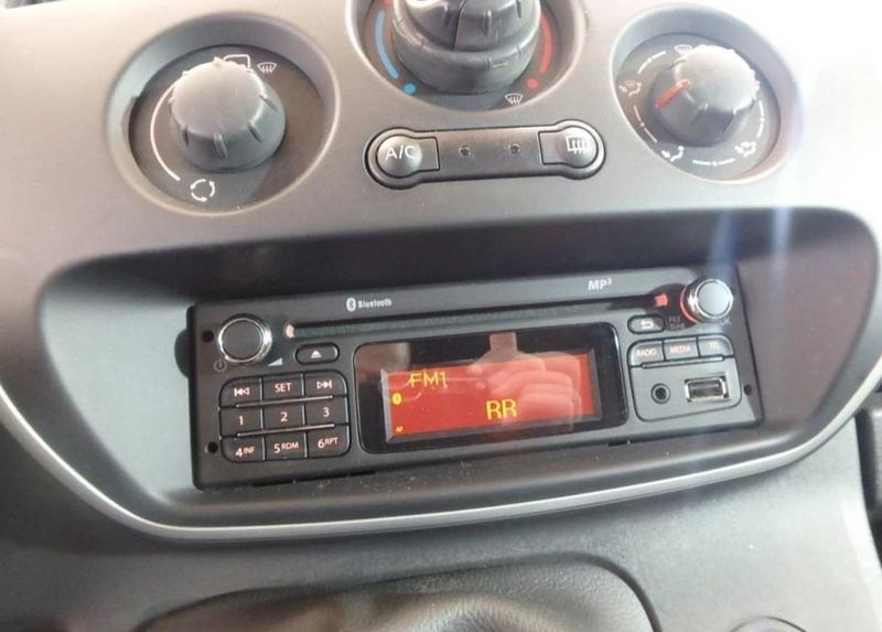 Renault Kangoo • 2016 • 150,000 km 2