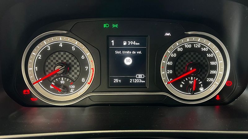 Hyundai Kona • 2023 • 21,203 km 18