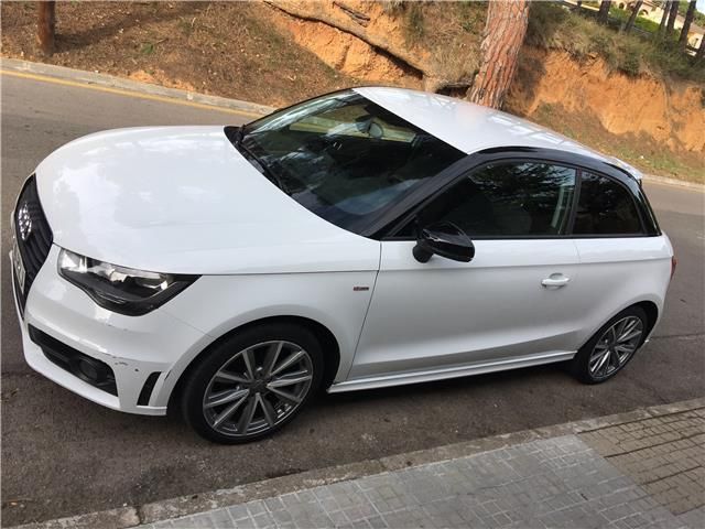 Audi A1 • 2014 • 114,000 km 4