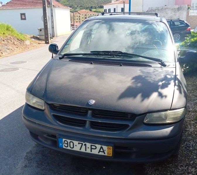 Chrysler Grand Voyager • 2000 • 200,000 km 1