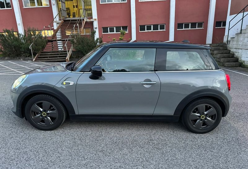 MINI Cooper S • 2020 • 83,000 km 3