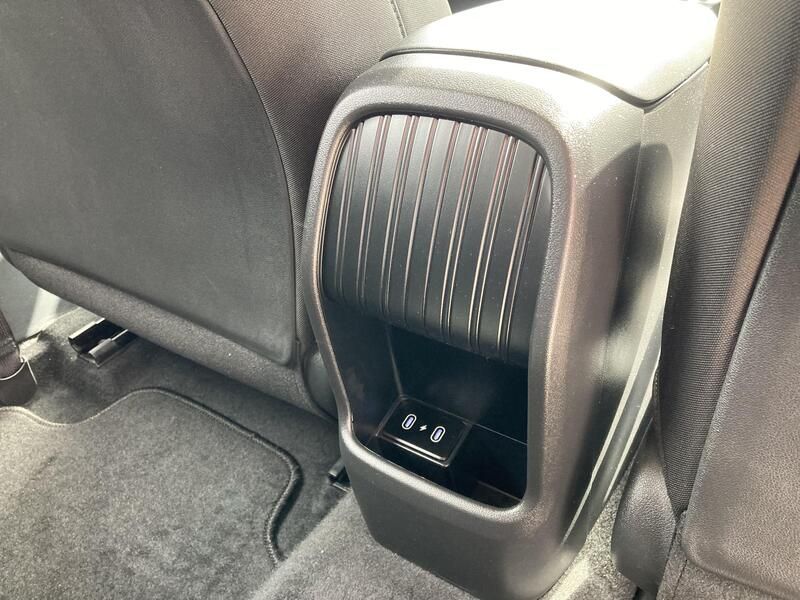 Hyundai Kona • 2024 • 6,383 km 24