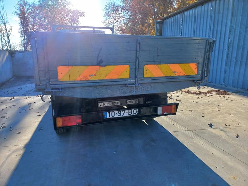 Mitsubishi Fuso canter • 1999 • 125,000 km 4