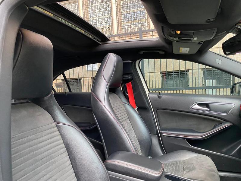 Mercedes-Benz AMG GT • 2015 • 72,000 km 11