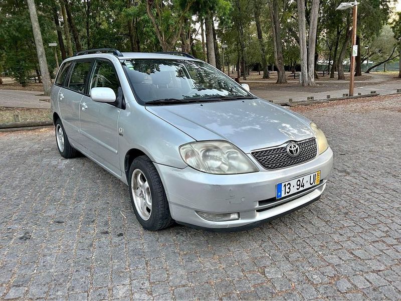 Toyota Corolla sedan • 2002 • 289,000 km 1