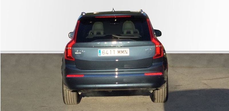 Volvo XC90 • 2023 • 12,000 km 6