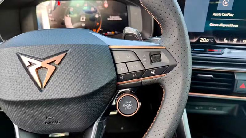 Seat Leon • 2025 • 7,400 km 32