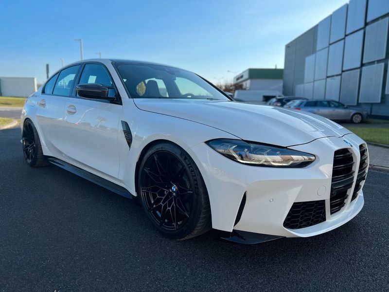 BMW M3 • 2021 • 25,500 km 2