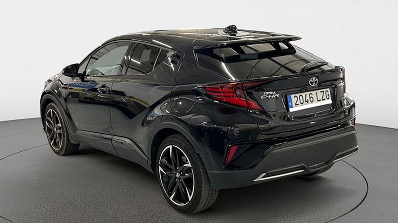 Toyota C-HR • 2022 • 11,000 km 3