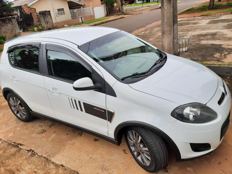 Fiat Palio Weekend • 2012 • 73,000 km 10