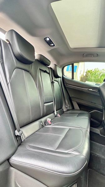 Alfa Romeo Stelvio • 2019 • 82,500 km 16