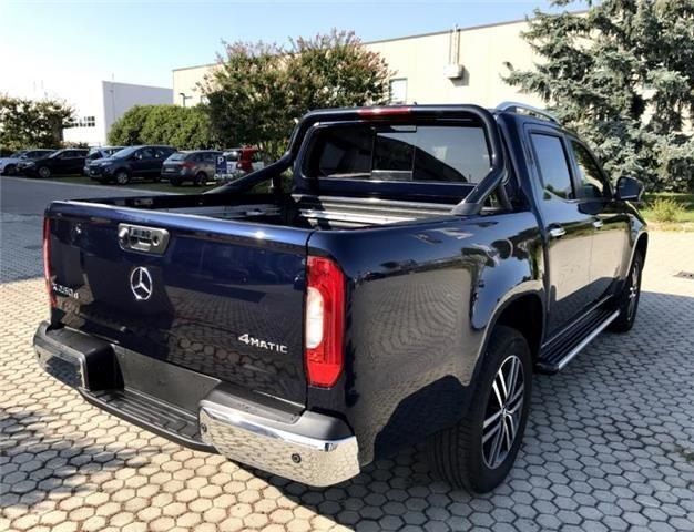 Mercedes-Benz 200 D • 2017 • 83,900 km 4