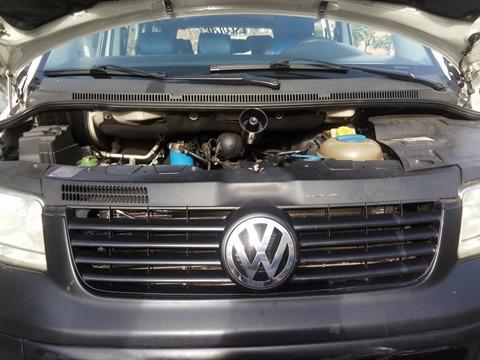 Volkswagen T5 Transporter Shuttle • 2009 • 232,000 km 4