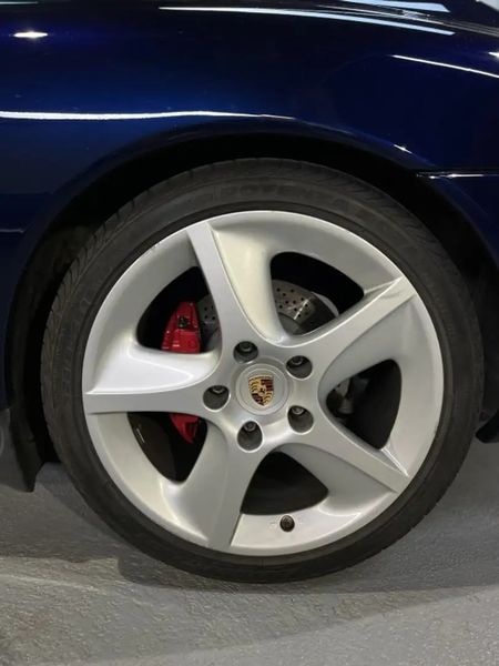 Porsche 911 Targa • 2004 • 39,000 km 7