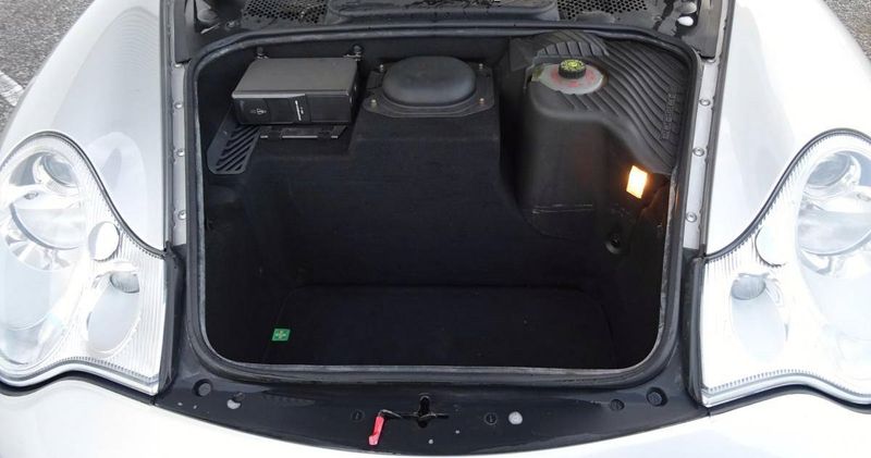 Porsche 911 Carrera • 2002 • 73,000 km 4