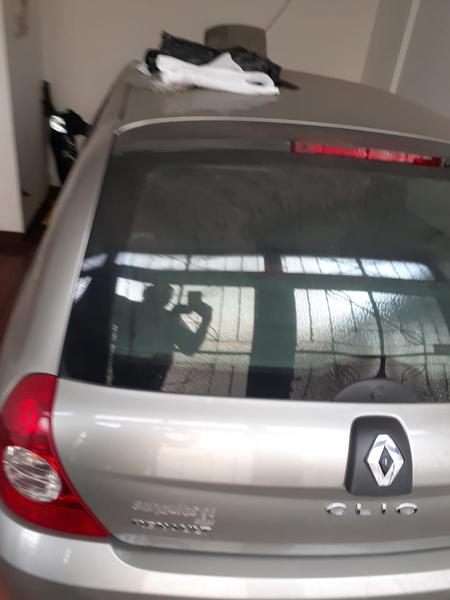 Renault Clio • 2015 • 2,000 km 6