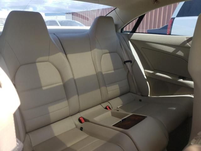 Mercedes-Benz E • 2012 • 9 km 6