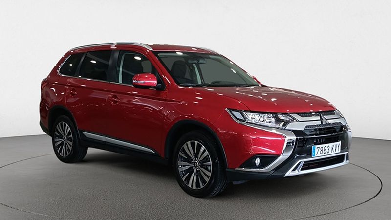 Mitsubishi Outlander • 2019 • 17,586 km 2