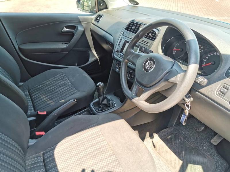 Volkswagen Polo • 2015 • 121,000 km 5