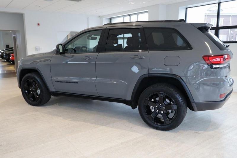 Jeep Grand Cherokee • 2019 • 2,345 km 1