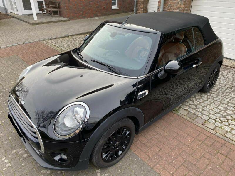 MINI Cooper • 2017 • 69,000 km 4