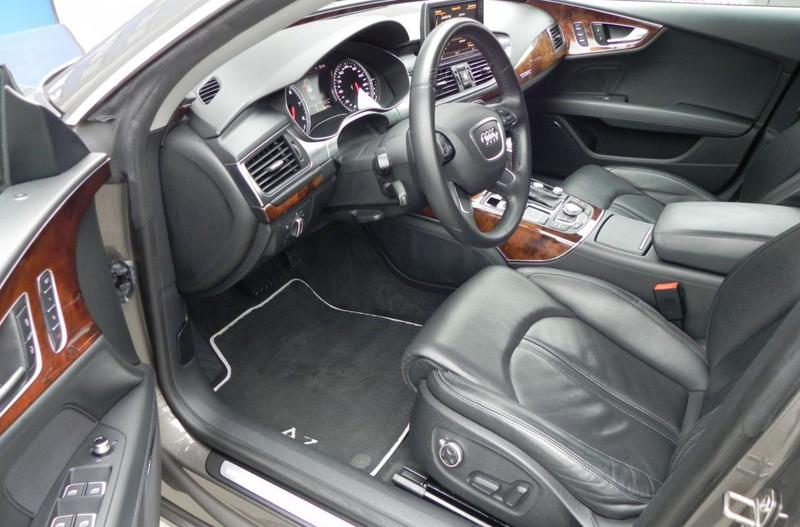 Audi  • 2017 • 20,000 km 6