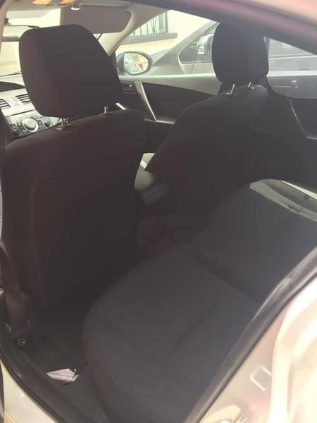 Mazda 3 • 2011 • 91,000 km 5