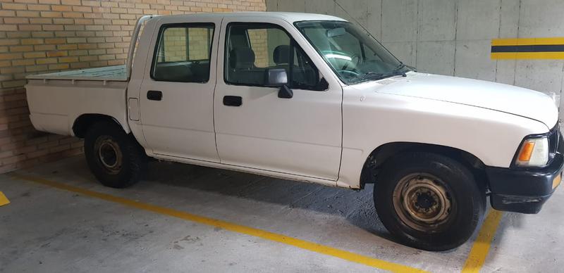 Toyota Hilux • 1994 • 10,000 km 1