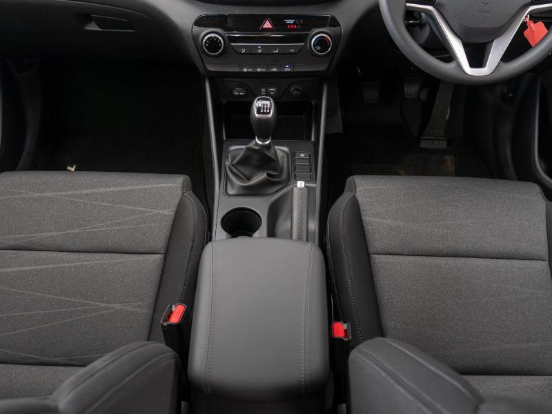 Hyundai Tucson • 2017 • 66,000 km 15