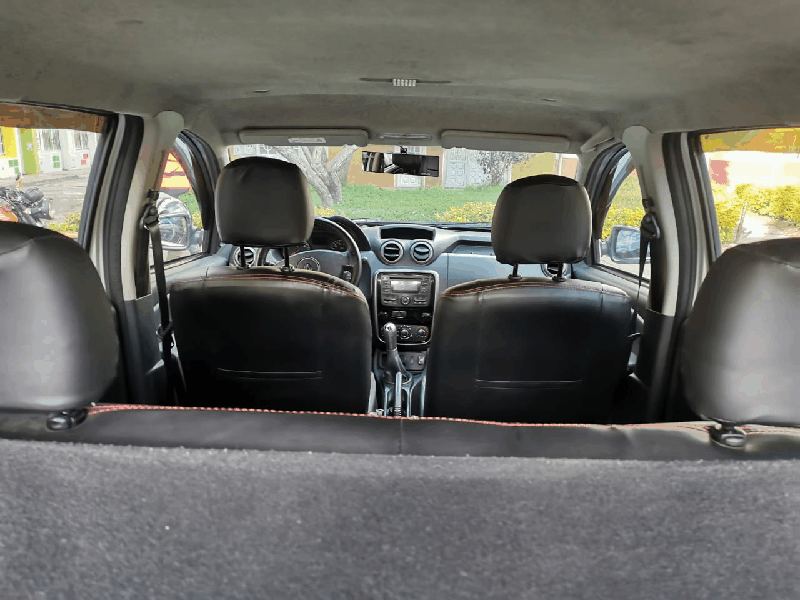 Renault Duster • 2015 • 106,000 km 5