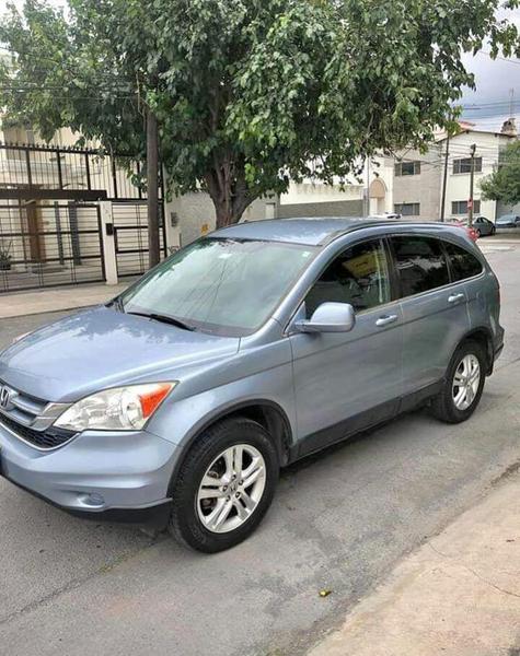 Honda CR-V • 2011 • 127,800 km 3