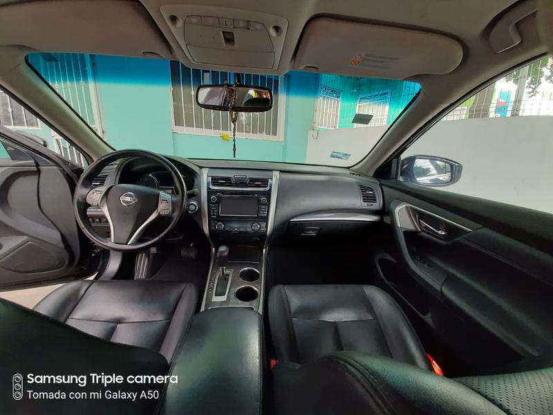 Nissan Altima • 2014 • 96,000 km 1