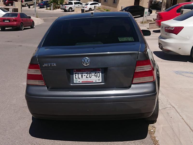 Volkswagen Jetta • 2007 • 152,995 km 4