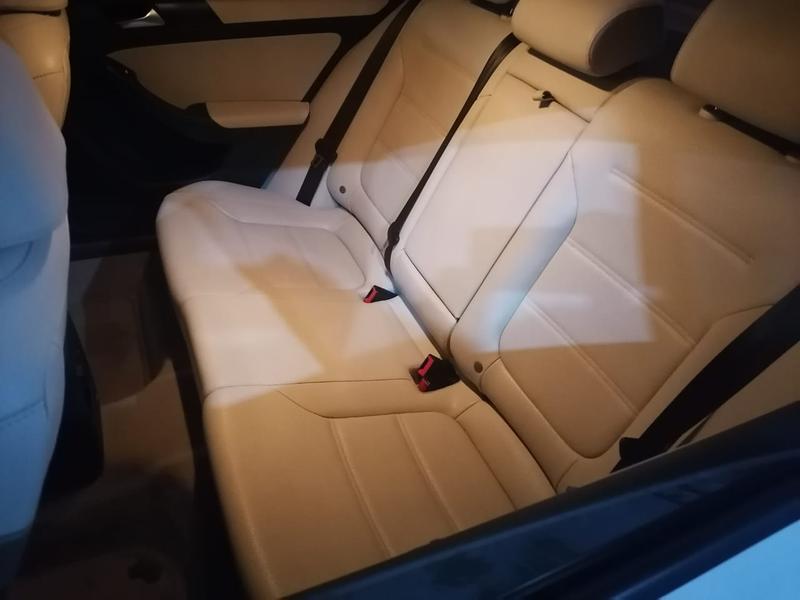 Volkswagen Jetta • 2011 • 88,678 km 1
