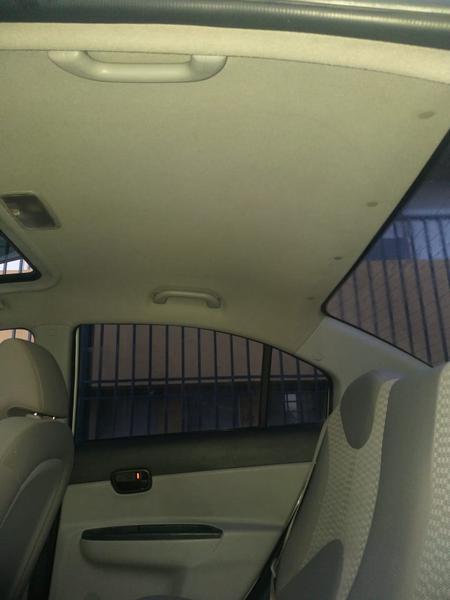 Hyundai Accent • 2011 • 122,000 km 6