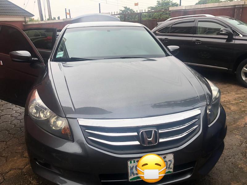 Honda Accord • 2010 • 2,010 km 4