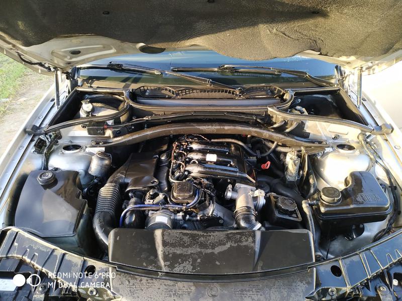 BMW  • 2005 • 315,000 km 3