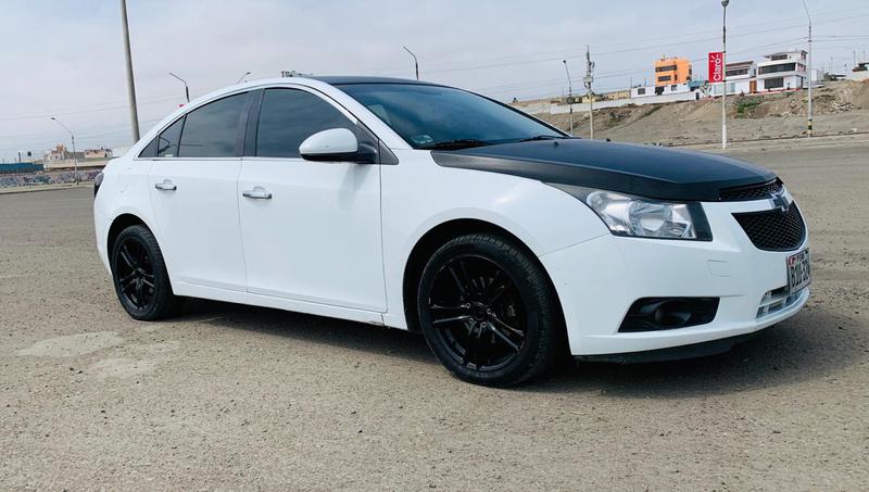 Chevrolet Cruze • 2011 • 122,000 km 5