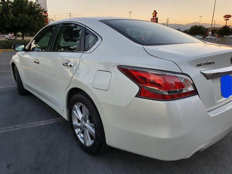 Nissan Altima • 2015 • 90,000 km 21