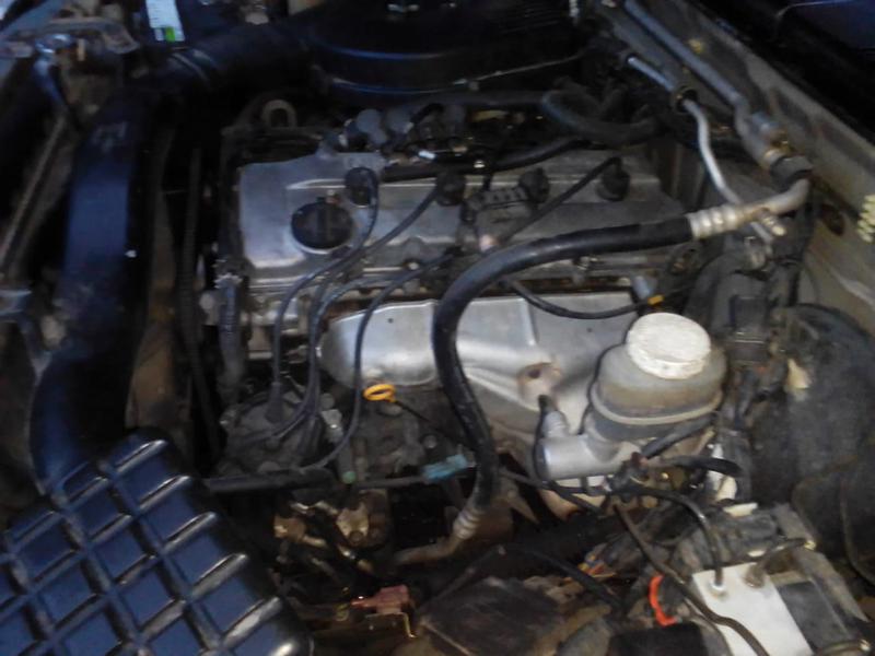 Nissan Frontier • 2004 • 143,401 km 9