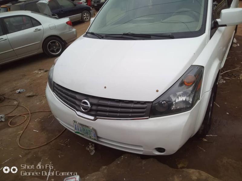 Nissan Quest • 2008 • 172,400 km 2