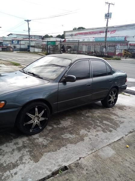 Toyota Corolla • 1993 • 15,000 km 3