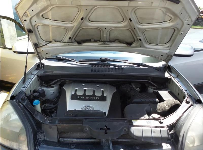 Hyundai Tucson • 2005 • 2,240,000 km 7