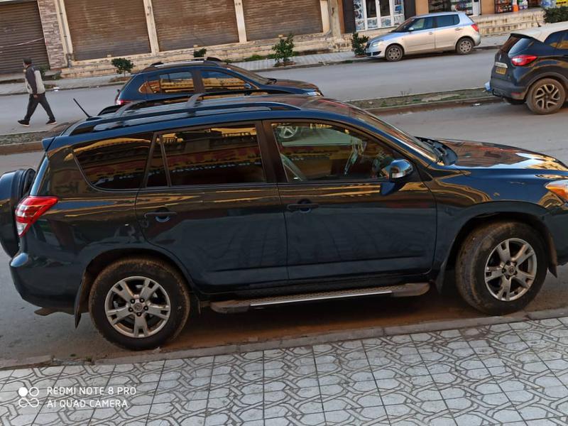 Toyota  • 2010 • 420 km 3