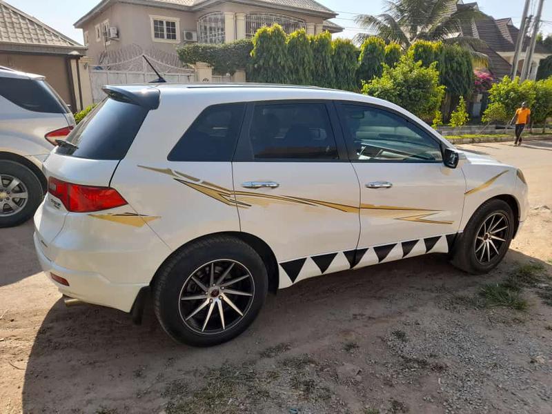 Acura RDX • 2008 • 145,126 km 4